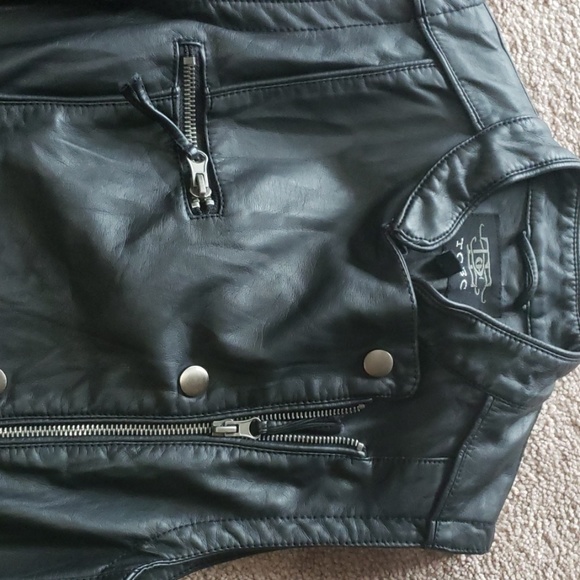 TCEC - Picture 3 of 6